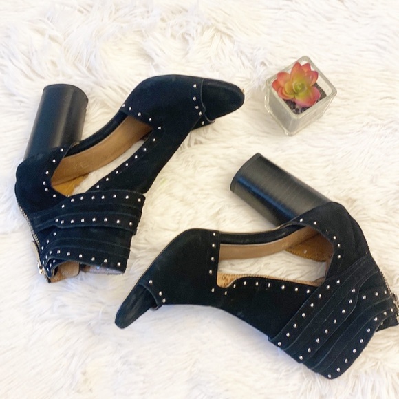 RAYE x Revolve | Matty Black Suede Studded Cuff Peep toe heel women’s 7.5 - Picture 7 of 11